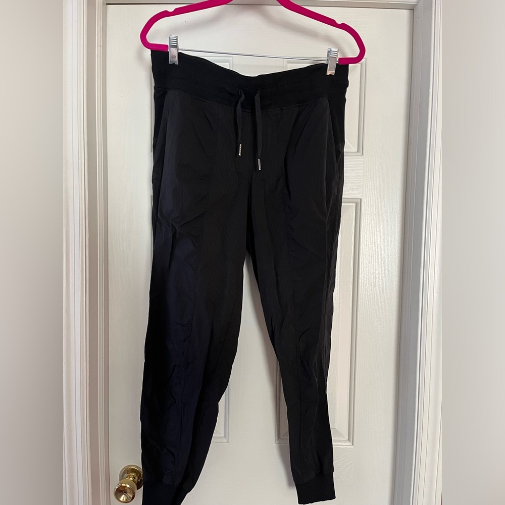Lululemon size 12 Dance Studio Joggers